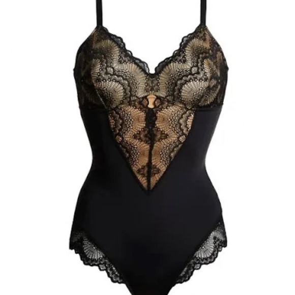 Pinsy Sculpting Black Lace Bodysuit - Picture 1 of 6